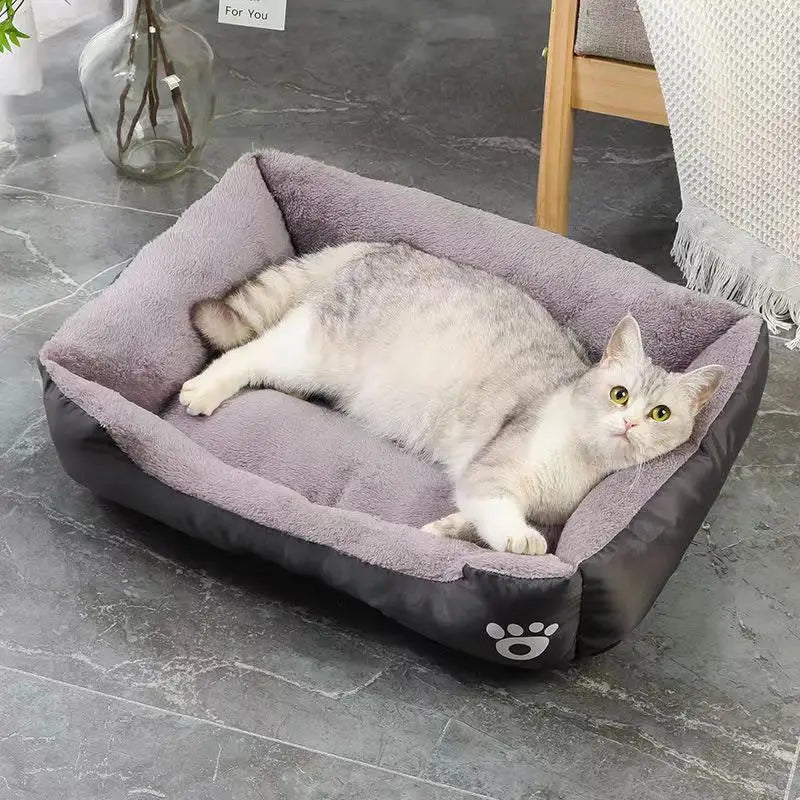 Large Pet Bed – Warm, Comfortable & Waterproof for Cats & Dogs