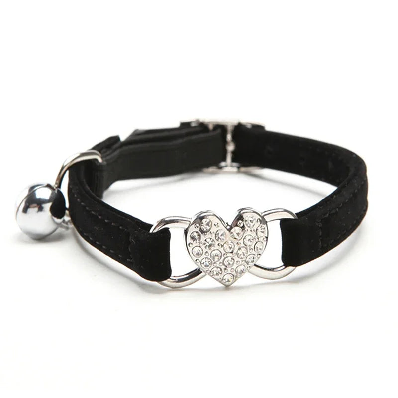 Elegant Velvet Cat Collar with Heart Charm & Bell – Safe & Stylish for Your Pet